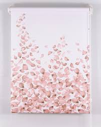 лепестки розовый