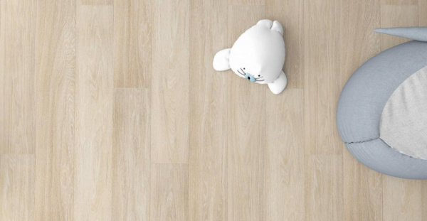 Дуб Горный Светлый-2